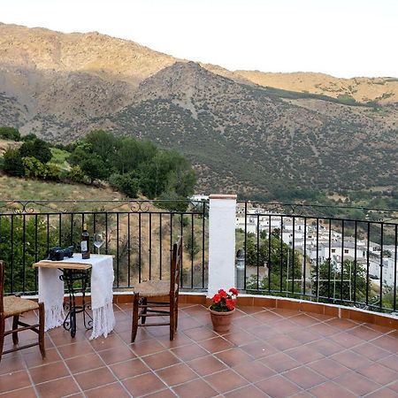 Casa Rural El Fuerte De Atabuey Trevélez Extérieur photo