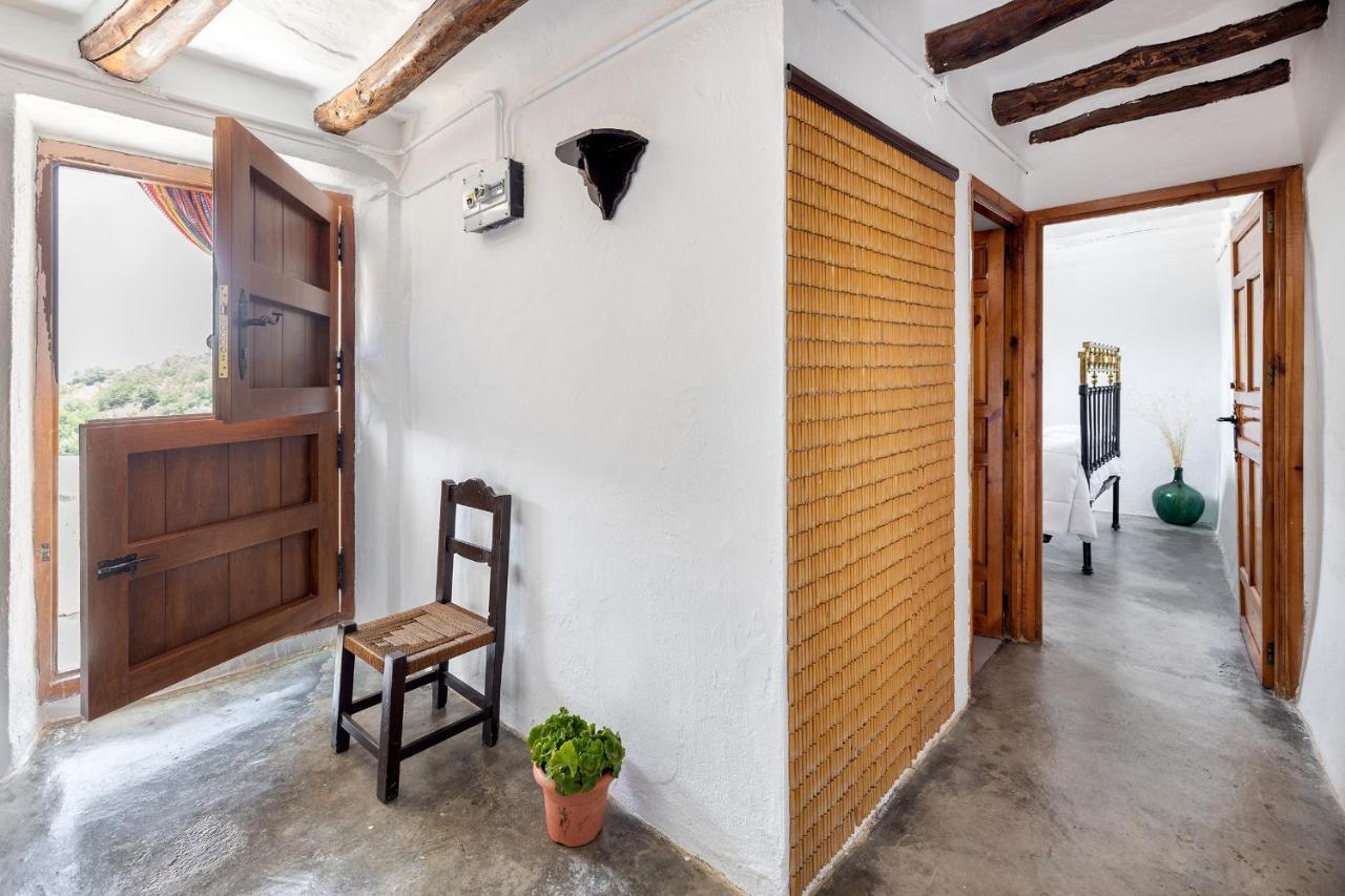 Casa Rural El Fuerte De Atabuey Trevélez Extérieur photo